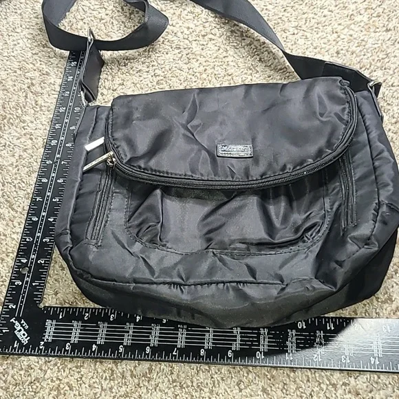 Hadaki Black Messenger Bag - Picture 7 of 7